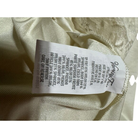 Vanity Fair Full Slip Vintage White Nylon Lace 10-752 Adjustable Straps Size 36 - Picture 7 of 11